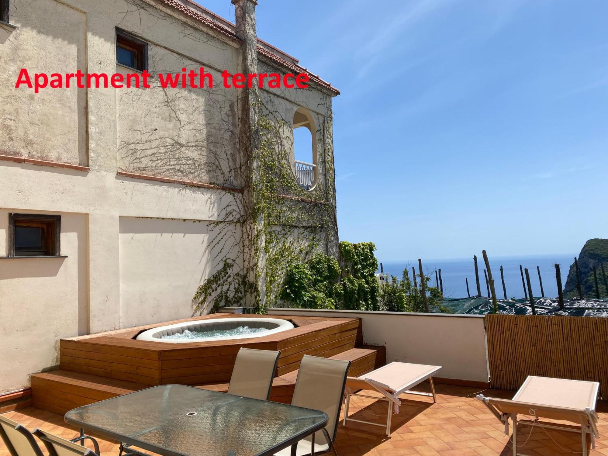 Villa Mariel Suites & Apartment Massa Lubrense Exterior foto